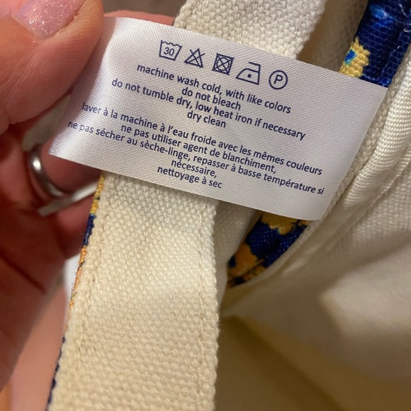 2 FOR $20 Shoshanna Bags Daisy Daydream Canvas Tote Bag Beach Floral NEW - Picture 7 of 9